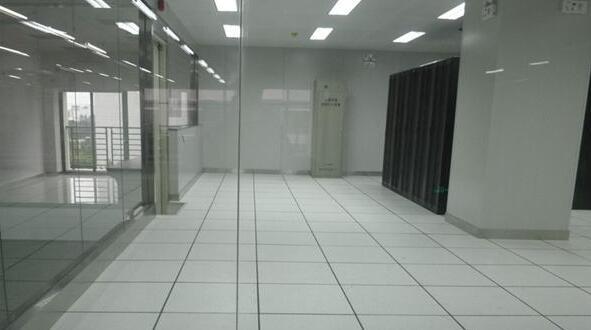成人午夜福利APP导航大全地板3.jpg
